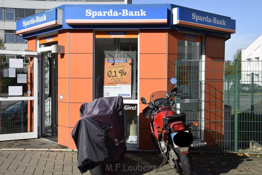 Versuchte Geldautomatensprengung Koeln Nippes Werkstattstr P031.JPG - Miklos Laubert